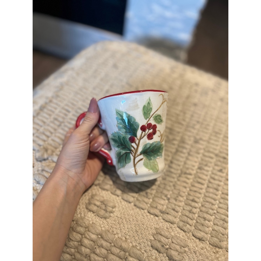 Vintage Primitive Maxcera Mistletoe Holly Coffee Mug Cup